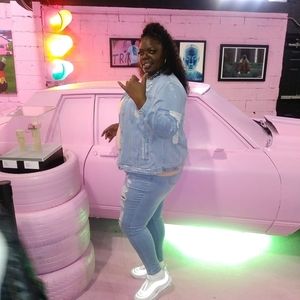 Meet your Posher, Torias